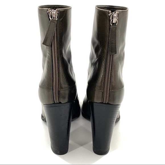 Marc Jacobs Leather Olive Heeled Ankle Boots - Picture 6 of 13